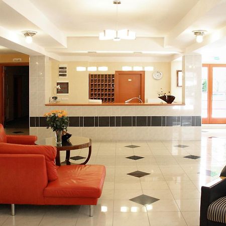 Hotel Korona هاركاني المظهر الداخلي الصورة